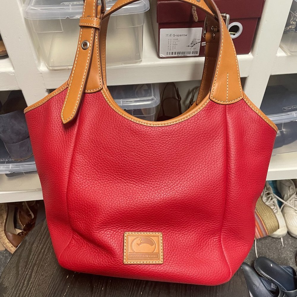 NWOT Dooney & Bourke hobo bag
